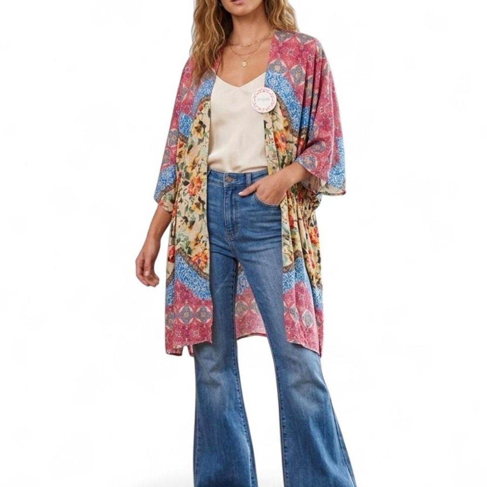 Umgee Multi-colored floral and geometric print kimono